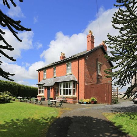 Hotel The Old Vicarage Dolfor Newtown  Esterno foto