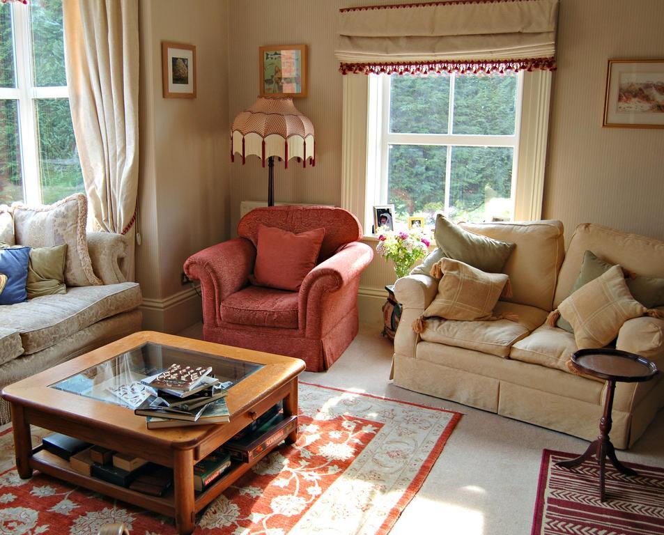 Hotel The Old Vicarage Dolfor Newtown  Esterno foto